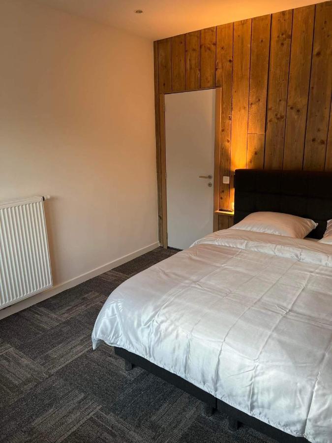 Nieuwe Kamer In Centrum Brugge Met Badkamer ! מראה חיצוני תמונה
